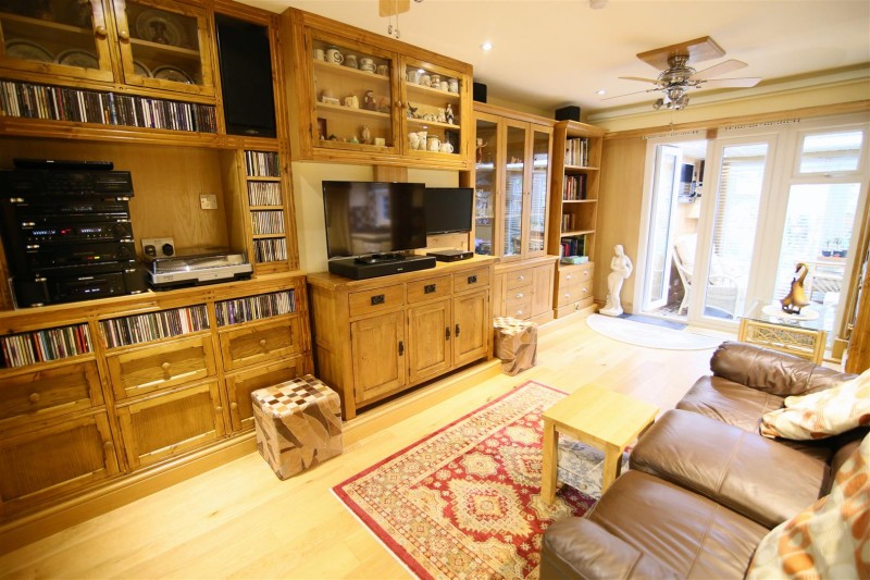 Images for Firs Drive, Town Centre, Rugby EAID:CROWGALAPI BID:1