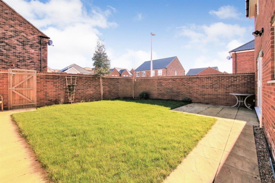 Images for Windmill Drive, 'Little Morton' Hillmorton, Rugby EAID:CROWGALAPI BID:1