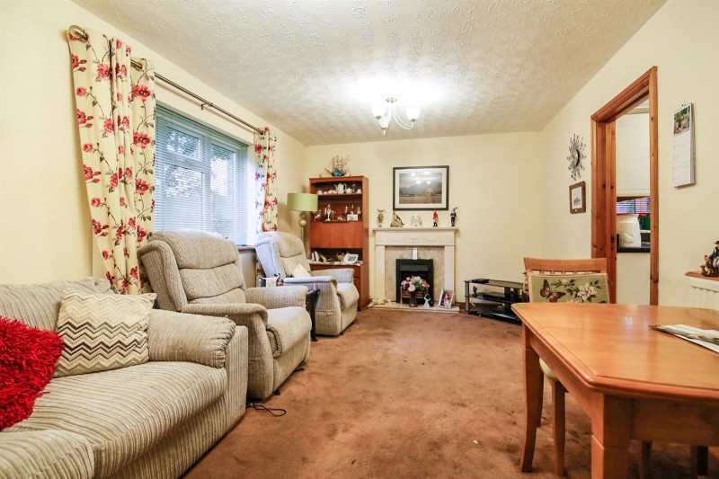 Images for High Street, Hillmorton, Rugby EAID:CROWGALAPI BID:1