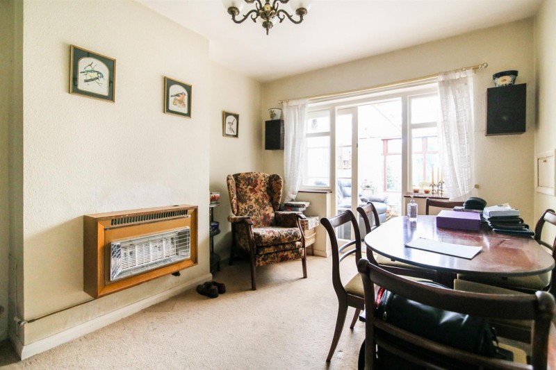Images for Charlesfield Road, Rugby EAID:CROWGALAPI BID:1