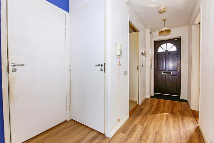 Images for Ferrieres Close, Dunchurch, Rugby EAID:CROWGALAPI BID:1