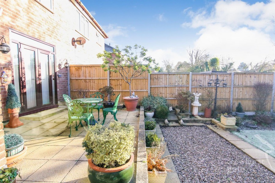 Images for Hibbert Close, Rugby EAID:CROWGALAPI BID:1