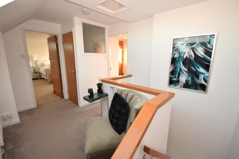 Images for The Square, Dunchurch, Rugby EAID:CROWGALAPI BID:2