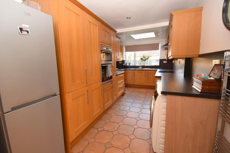 Images for The Square, Dunchurch, Rugby EAID:CROWGALAPI BID:2