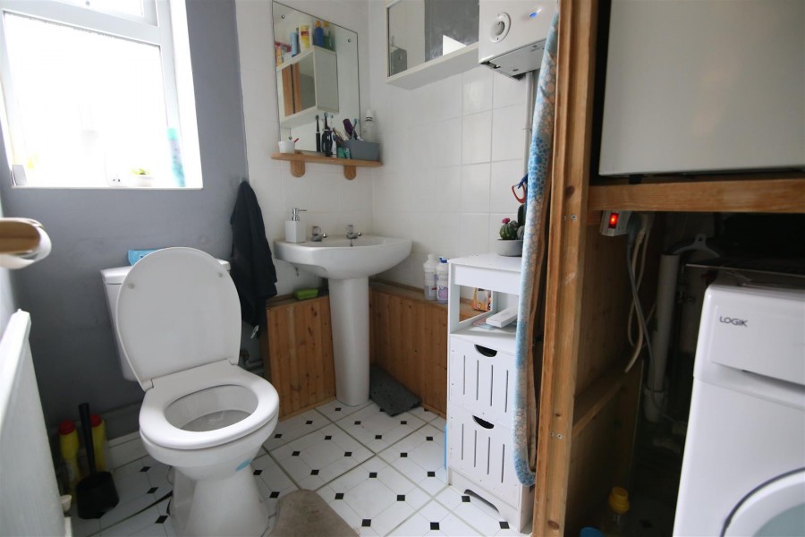 Images for Meadow Road, Newbold, Rugby EAID:CROWGALAPI BID:1