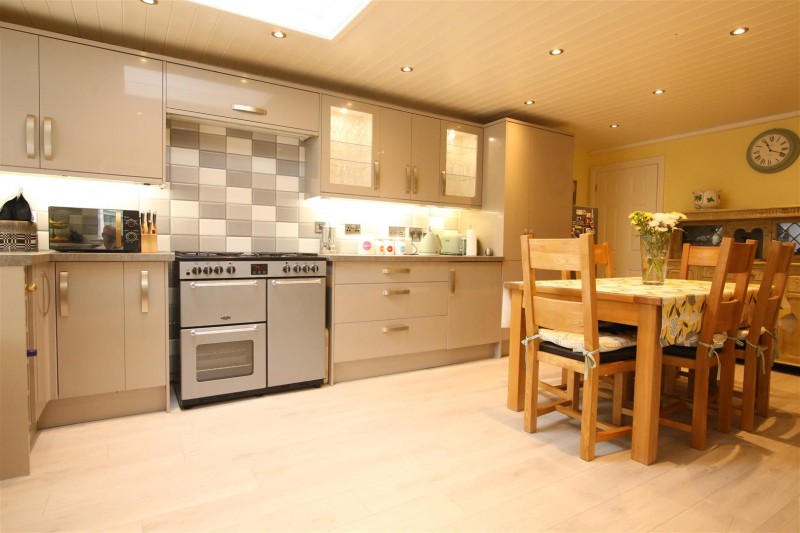 Images for Seabroke Avenue, Rugby, Warwickshire EAID:CROWGALAPI BID:1