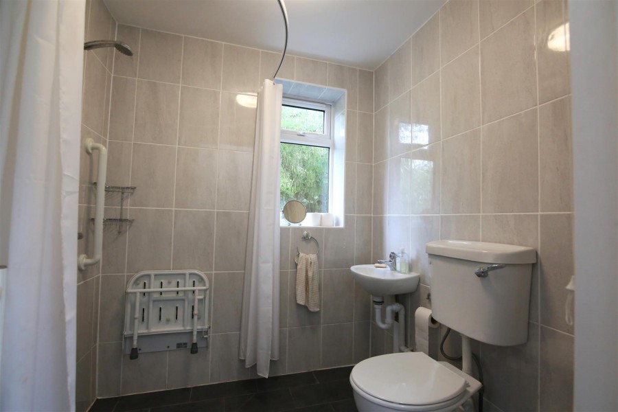 Images for Bilton Road, Rugby EAID:CROWGALAPI BID:1