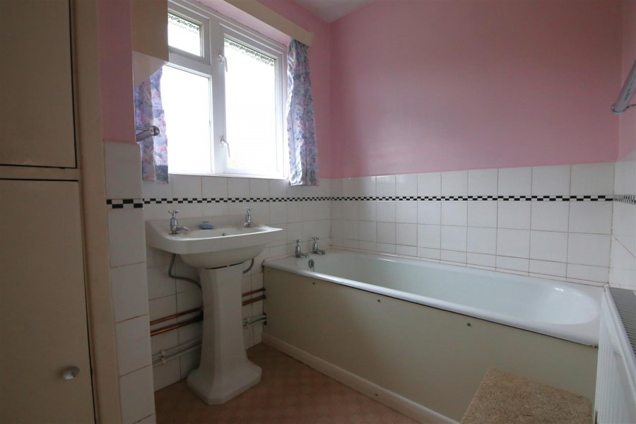 Images for Bilton Road, Rugby EAID:CROWGALAPI BID:1
