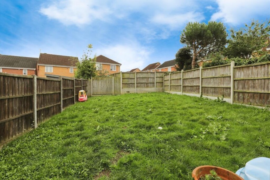Images for Ridge Drive, Rugby EAID:CROWGALAPI BID:2