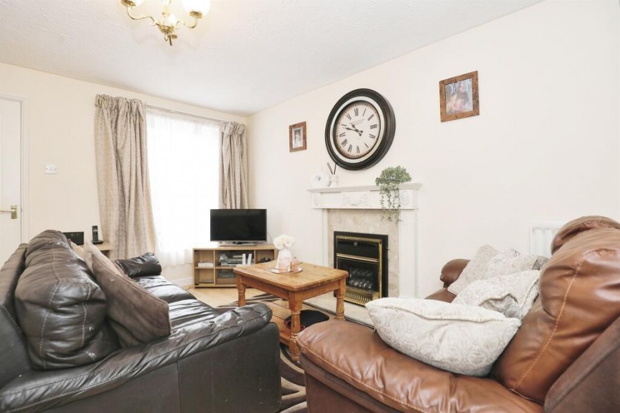 Images for Ridge Drive, Rugby EAID:CROWGALAPI BID:2