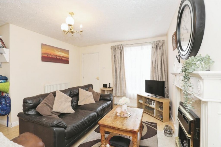 Images for Ridge Drive, Rugby EAID:CROWGALAPI BID:2