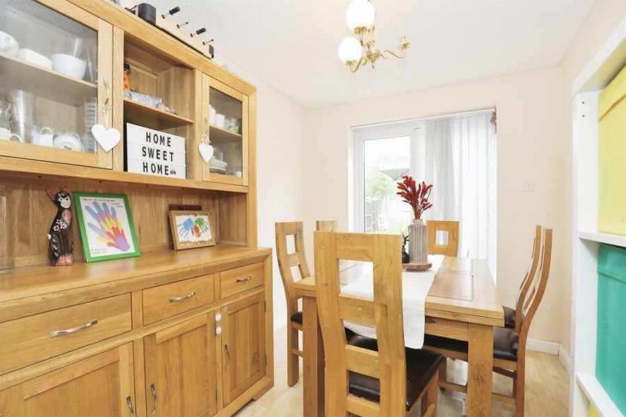 Images for Ridge Drive, Rugby EAID:CROWGALAPI BID:2