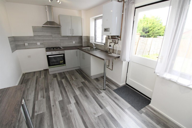 Images for Armstrong Close, Rugby, Warwickshire EAID:CROWGALAPI BID:2