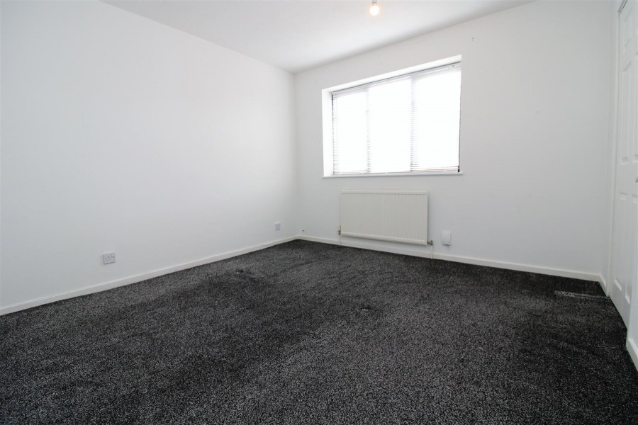 Images for Armstrong Close, Rugby, Warwickshire EAID:CROWGALAPI BID:2