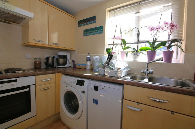 Images for Gardeners End, Bilton EAID:CROWGALAPI BID:1