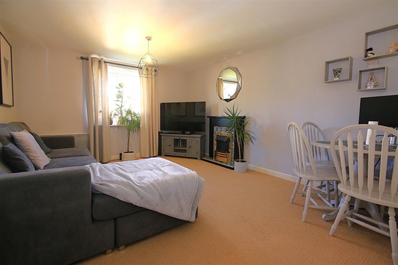 Images for Gardeners End, Bilton EAID:CROWGALAPI BID:1