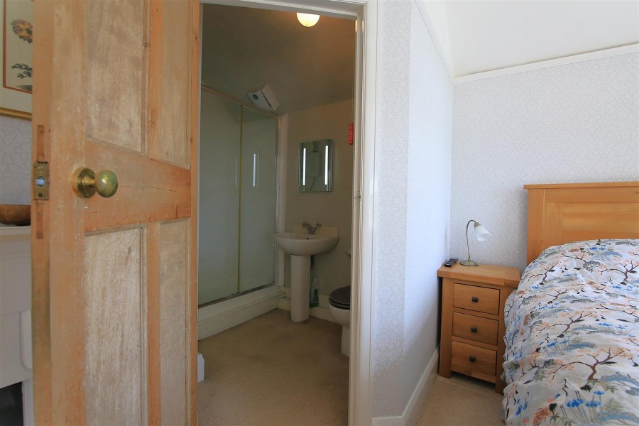 Images for Hampden Way, Bilton Village, Rugby, Warwickshire EAID:CROWGALAPI BID:1