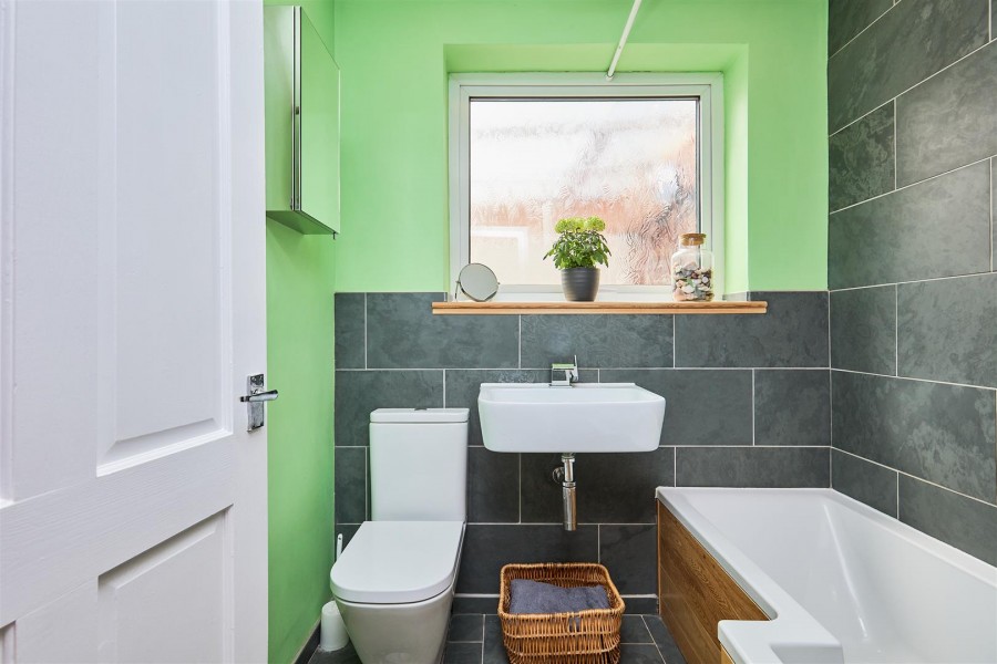 Images for Montague Road, Rugby EAID:CROWGALAPI BID:1