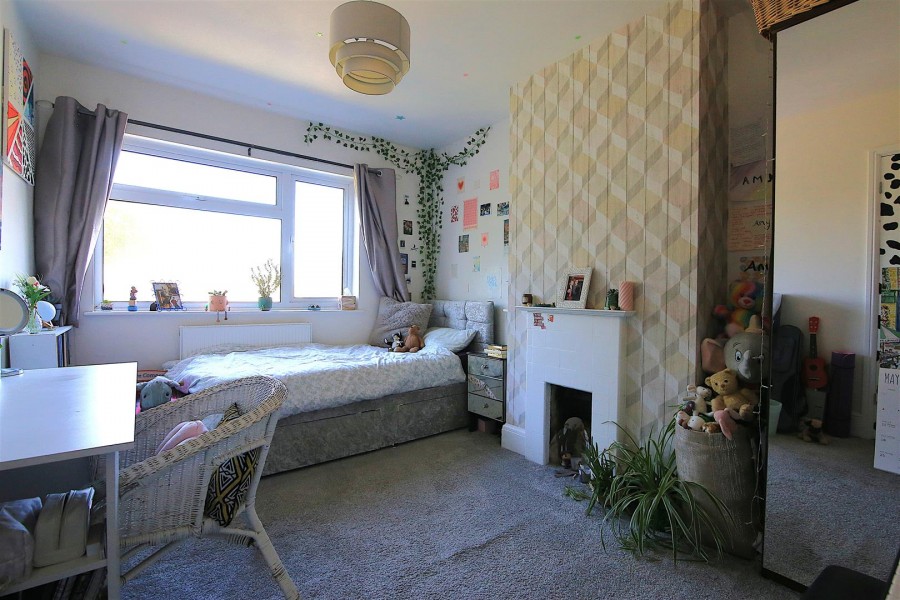 Images for Bilton Road, Rugby EAID:CROWGALAPI BID:1