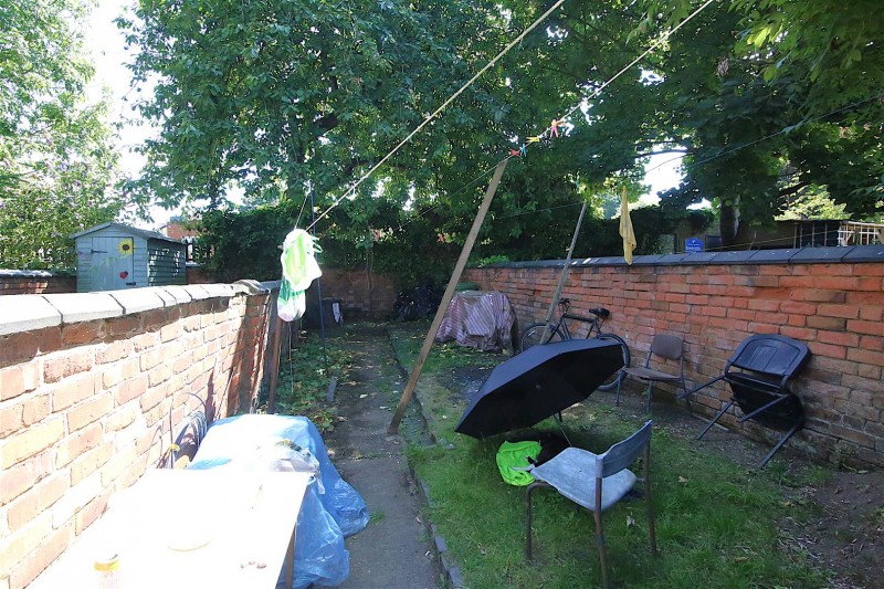 Images for Manor Road, Rugby, Warwickshire EAID:CROWGALAPI BID:2