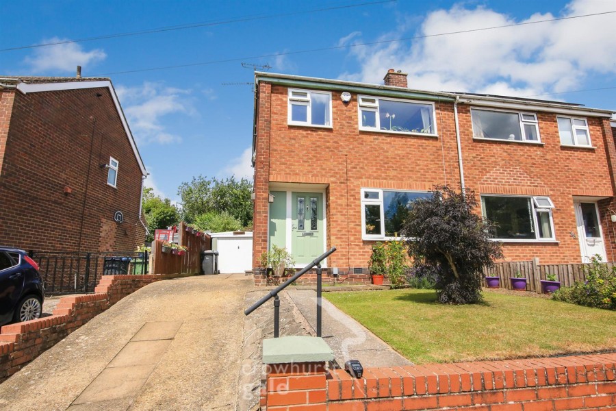Images for Main Street, Newbold, Rugby EAID:CROWGALAPI BID:1