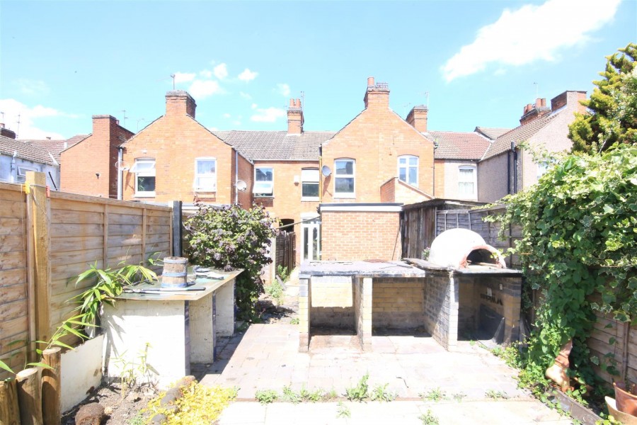 Images for Abbey Street, Rugby, Warwickshire EAID:CROWGALAPI BID:2