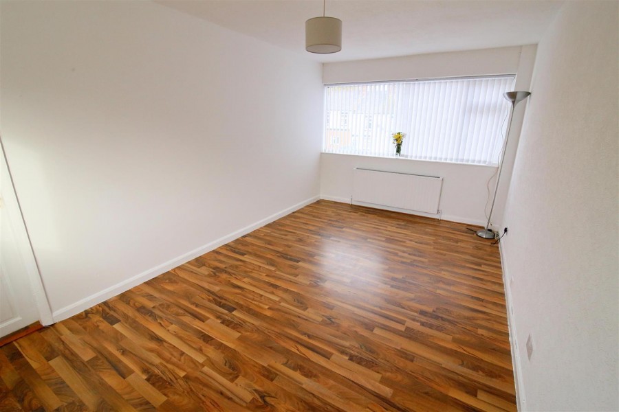 Images for Main Street, Newbold, Rugby EAID:CROWGALAPI BID:2