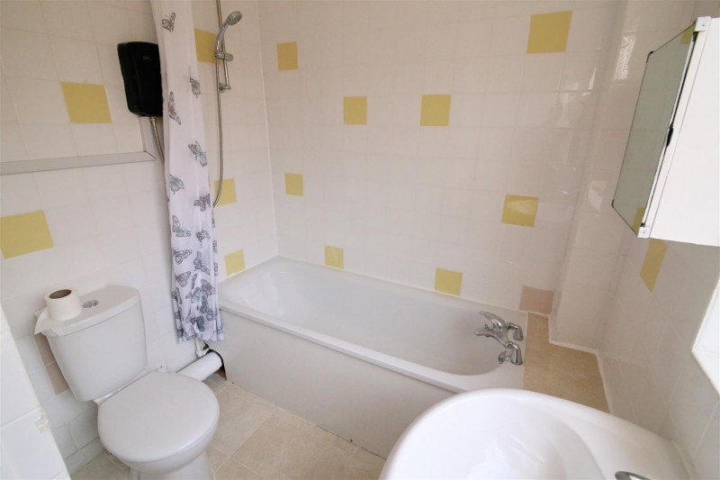 Images for Main Street, Newbold, Rugby EAID:CROWGALAPI BID:2