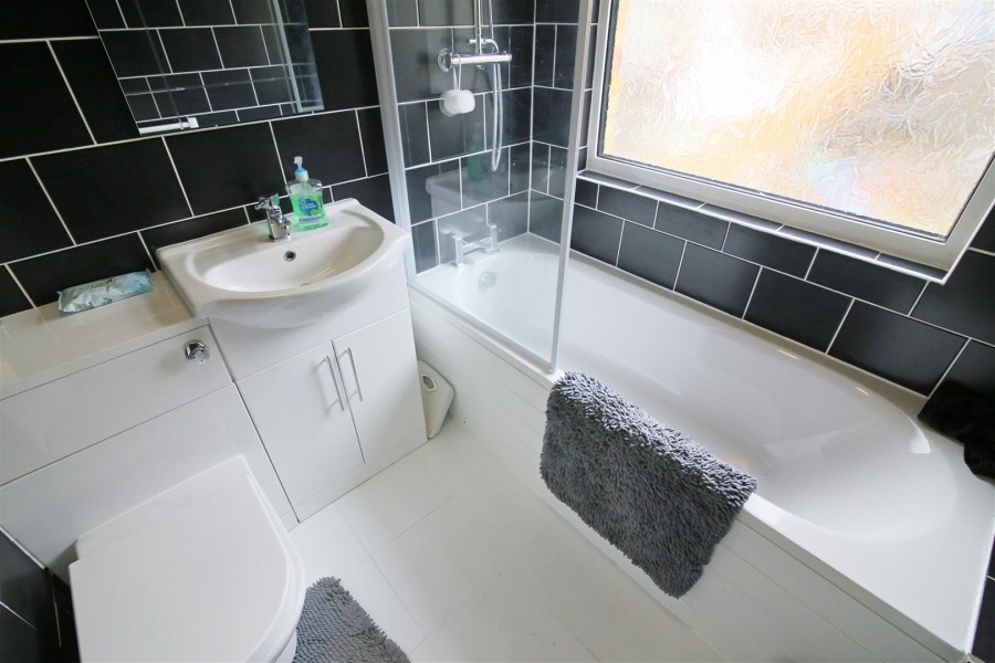 Images for Frobisher Road, Rugby EAID:CROWGALAPI BID:1