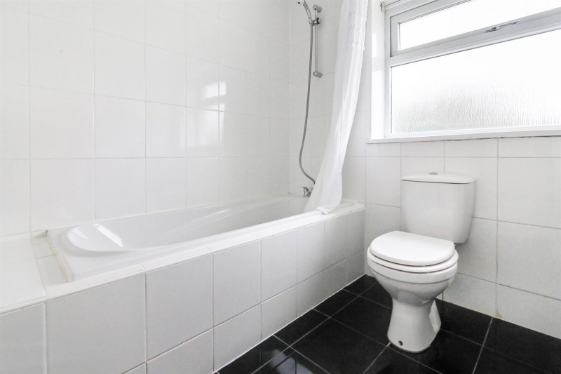 Images for Yew Tree Hill, Brinklow, Rugby EAID:CROWGALAPI BID:1