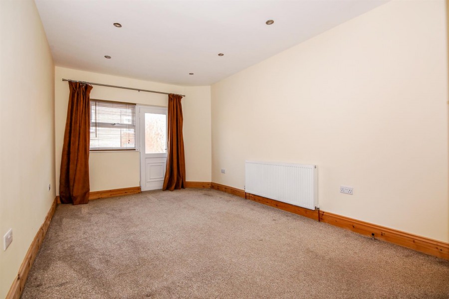 Images for Windsor Street, Town Centre, Rugby EAID:CROWGALAPI BID:1