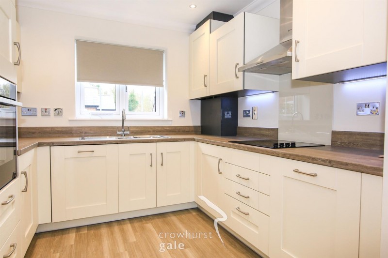 Images for Cowdray Close, Cawston, Rugby. EAID:CROWGALAPI BID:1